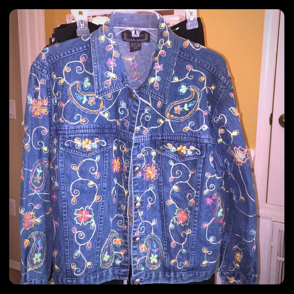 Funky embroidered denim jacket